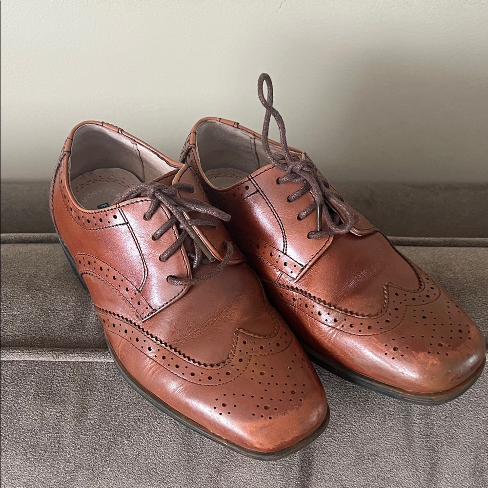 Florsheim Boys Reveal Jr. Wingtip Dress Shoes in Cognac Brown